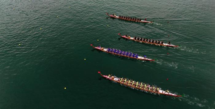 2025全国龙舟大联动巫山开赛 两江铁人队勇夺冠军