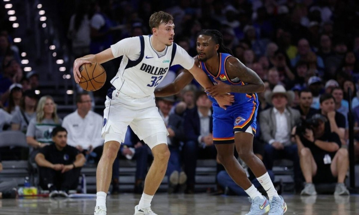 康·克尼普尔高效三分反超库珀·弗拉格领跑最佳