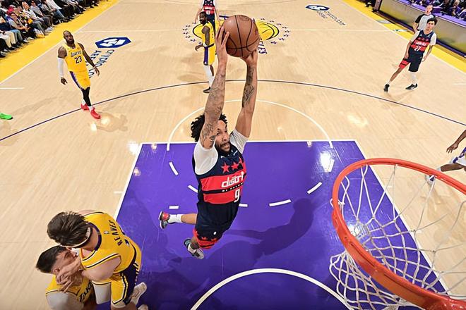 湖人轻取奇才尚帕尼独揽18+4+2助成全场最佳