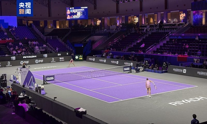 郑钦文在WTA年终总决赛小组赛首胜后仍有望出线