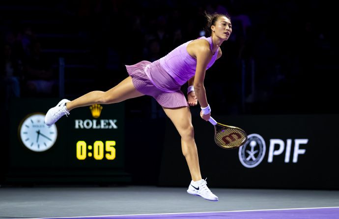 郑钦文在WTA年终总决赛小组赛首胜后仍有望出线